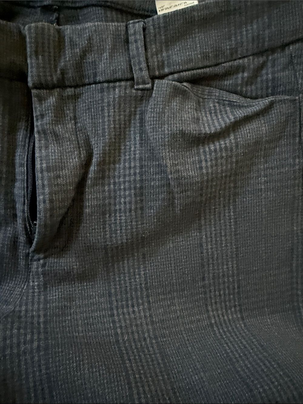Old Navy Navy Plaid Cropped Straight Pants - Picture 3 of 4